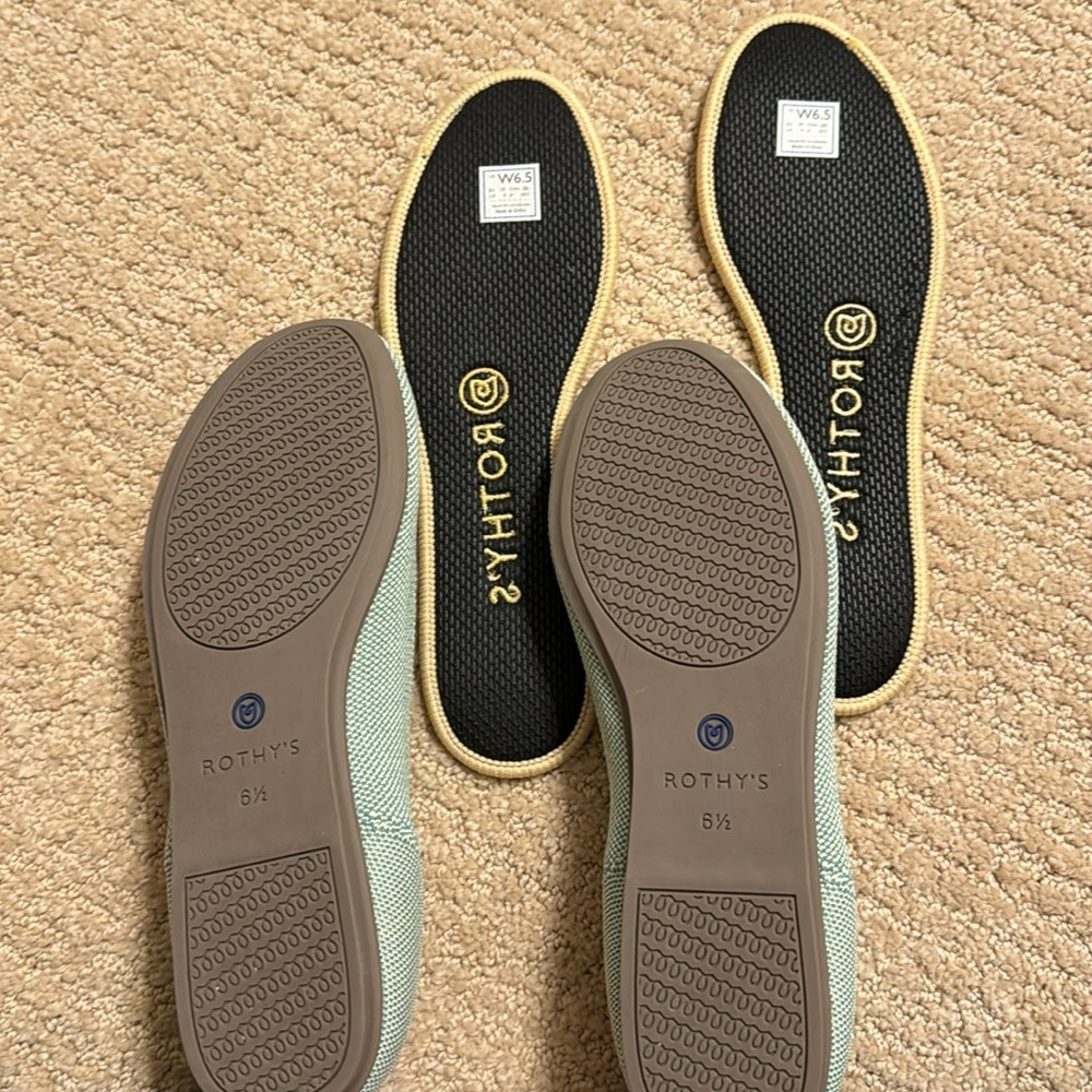 Rothy’s round toe - Picture 4 of 4